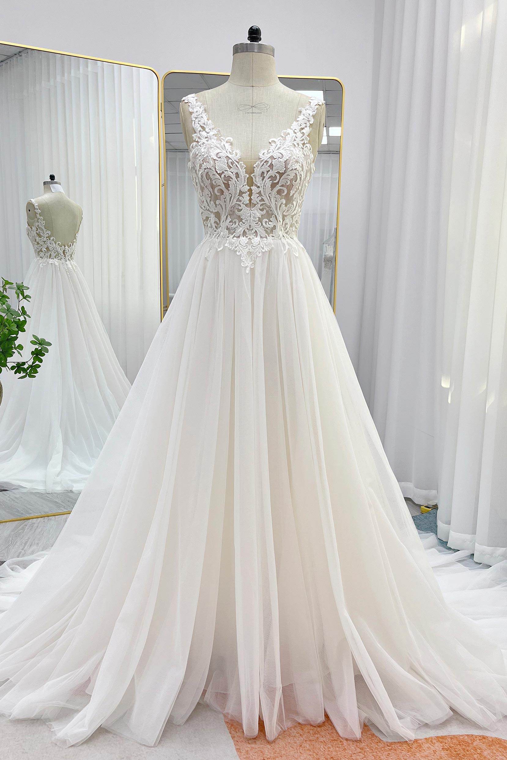A-Line Court Train Lace Tulle Wedding Dress CW3262 - COCOMELODY